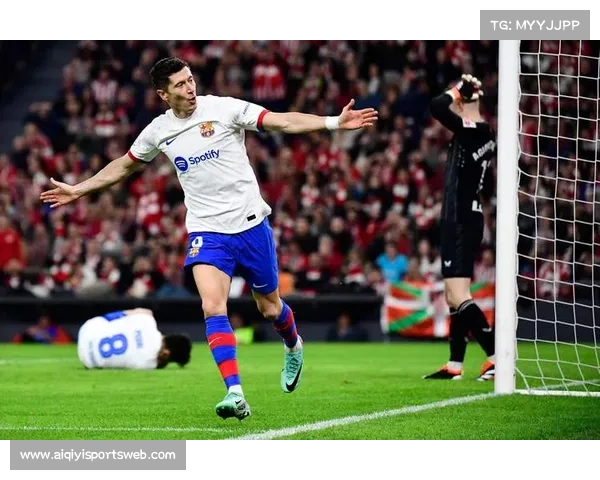 巴萨国王杯客场挑战桑坦德竞技，坎塞洛回归首秀成焦点